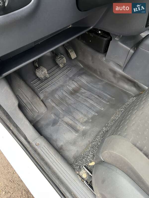 Мінівен Ford Transit Connect 2007 в Черкасах фото 15 Мінівен Ford Transit Connect 2007 в Черкасах