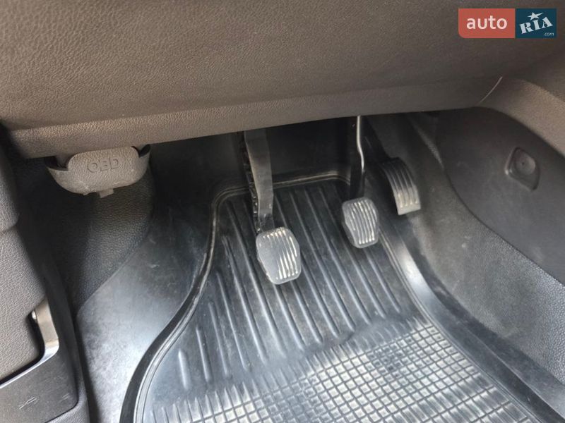 Грузовой фургон Ford Transit Connect 2014 в Виннице