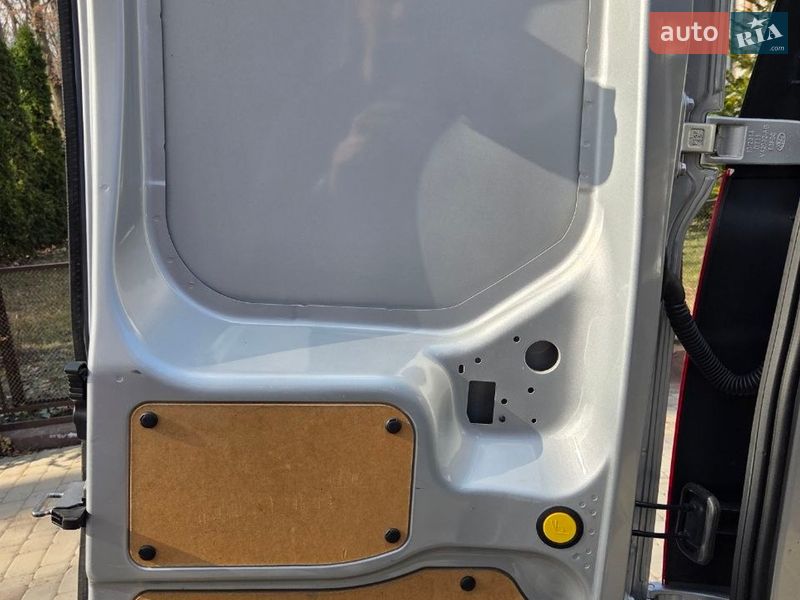 Грузовой фургон Ford Transit Connect 2014 в Виннице