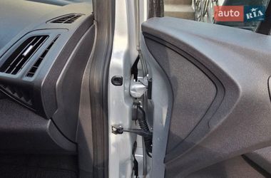 Вантажний фургон Ford Transit Connect 2014 в Вінниці