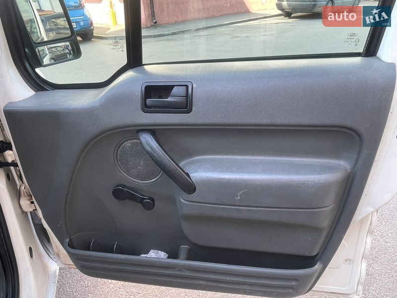 Мінівен Ford Transit Connect 2005 в Рівному