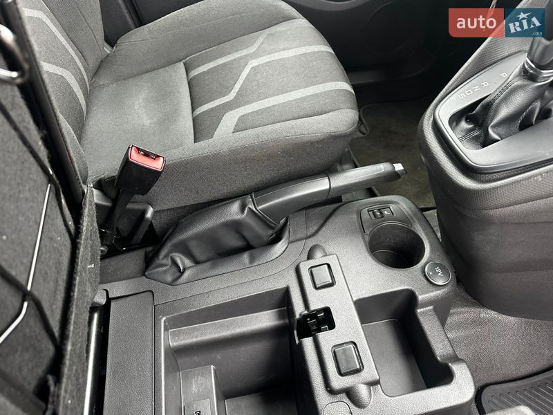 Грузовой фургон Ford Transit Connect 2015 в Житомире фото 20 Грузовой фургон Ford Transit Connect 2015 в Житомире