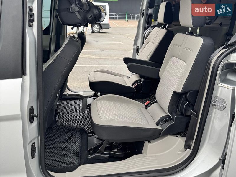 Мінівен Ford Transit Connect 2018 в Києві
