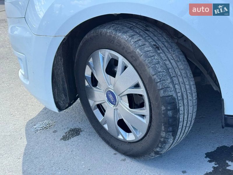 Грузовой фургон Ford Transit Connect 2018 в Ровно