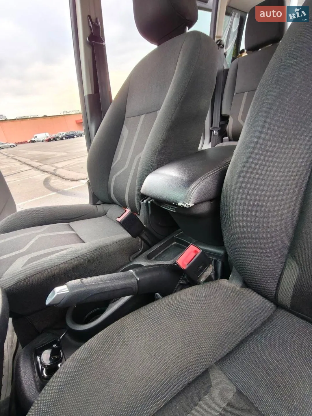 2015 Ford Transit Connect - мініатюра 25
