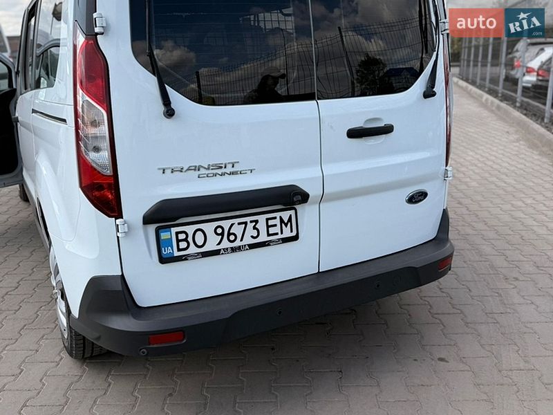 Мінівен Ford Transit Connect 2017 в Нововолинську