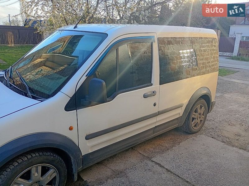 Минивэн Ford Transit Connect 2005 в Белогородке