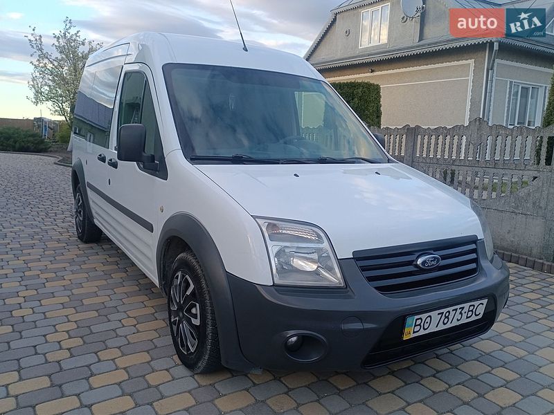 Мінівен Ford Transit Connect 2010 в Снятині