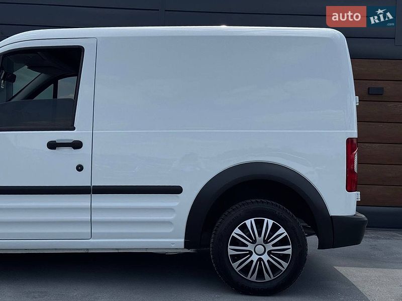 Грузовой фургон Ford Transit Connect 2009 в Ровно