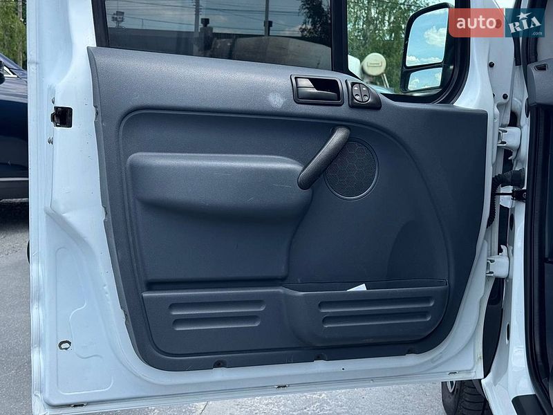 Грузовой фургон Ford Transit Connect 2009 в Ровно