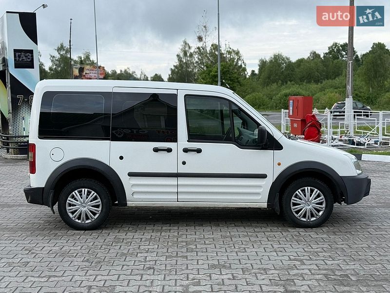 Мінівен Ford Transit Connect 2004 в Звягелі фото 6 Мінівен Ford Transit Connect 2004 в Звягелі