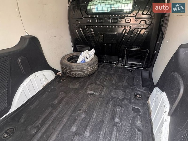 Грузовой фургон Ford Transit Connect 2014 в Калиновке