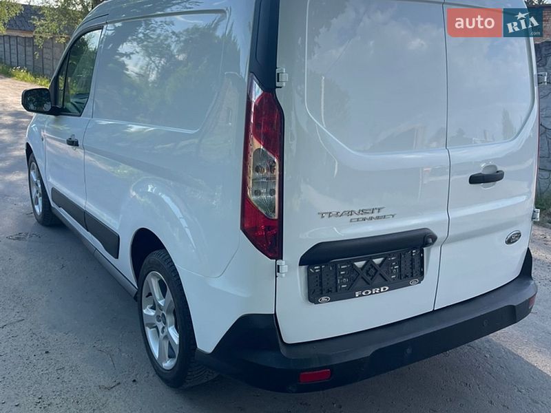 Вантажний фургон Ford Transit Connect 2021 в Дубні