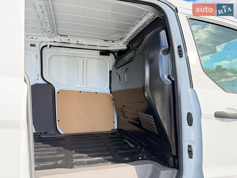 Грузовой фургон Ford Transit Connect 2022 в Радивилове