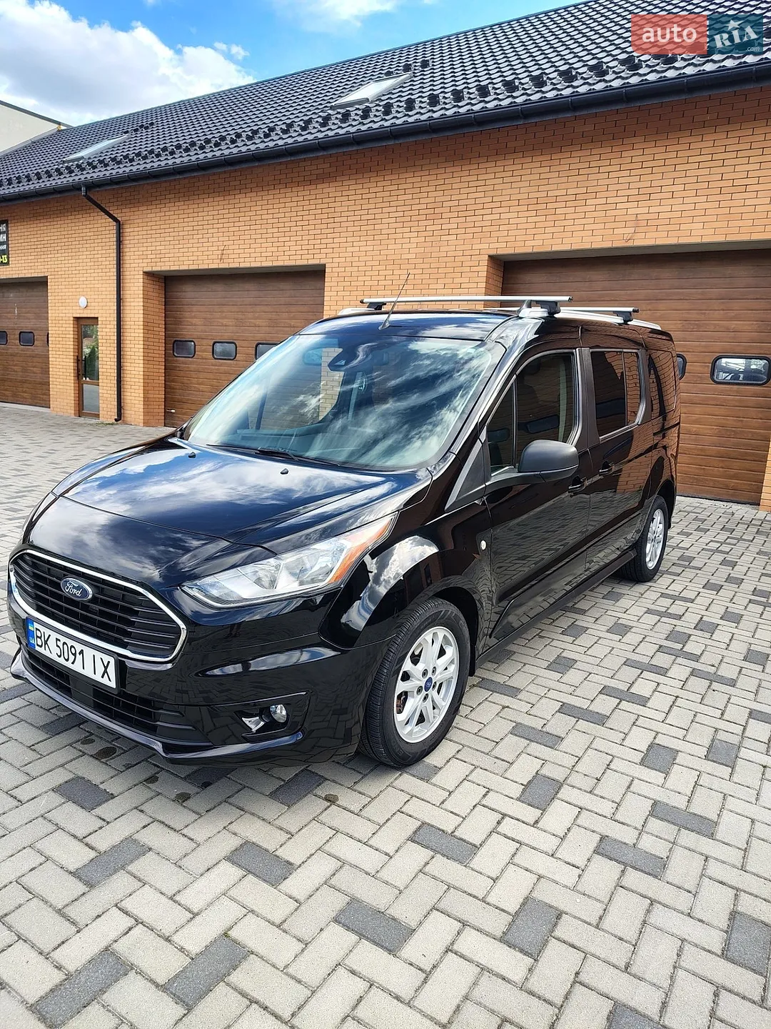 2019 Ford Transit Connect - фото 1