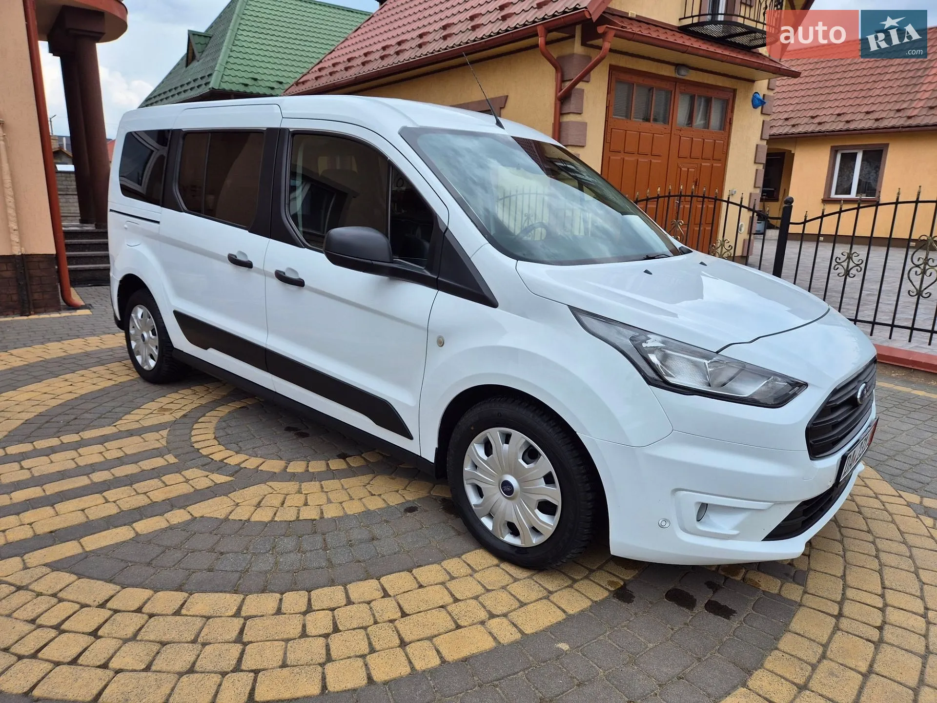 2020 Ford Transit Connect - фото 1