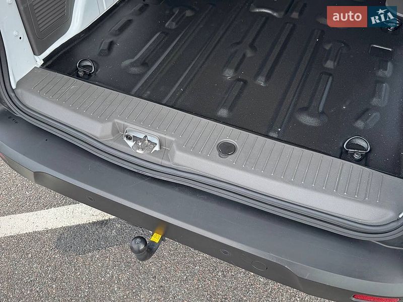 Грузовой фургон Ford Transit Connect 2022 в Киеве