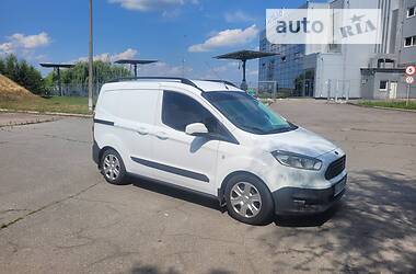 Мінівен Ford Transit Courier 2017 в Павлограді