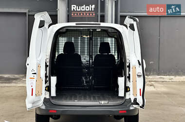 Грузовой фургон Ford Transit Courier 2022 в 