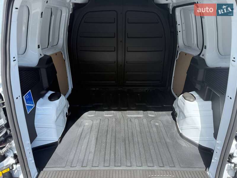 Вантажний фургон Ford Transit Courier 2023 в Івано-Франківську