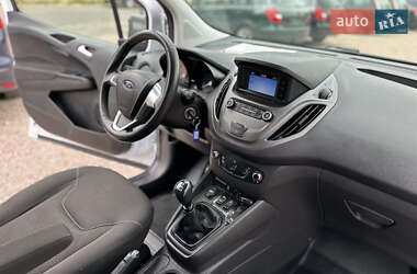 Грузовой фургон Ford Transit Courier 2020 в 