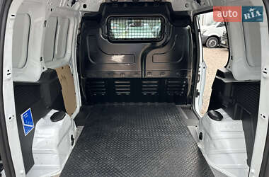 Грузовой фургон Ford Transit Courier 2020 в 