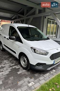 Грузовой фургон Ford Transit Courier 2021 в 