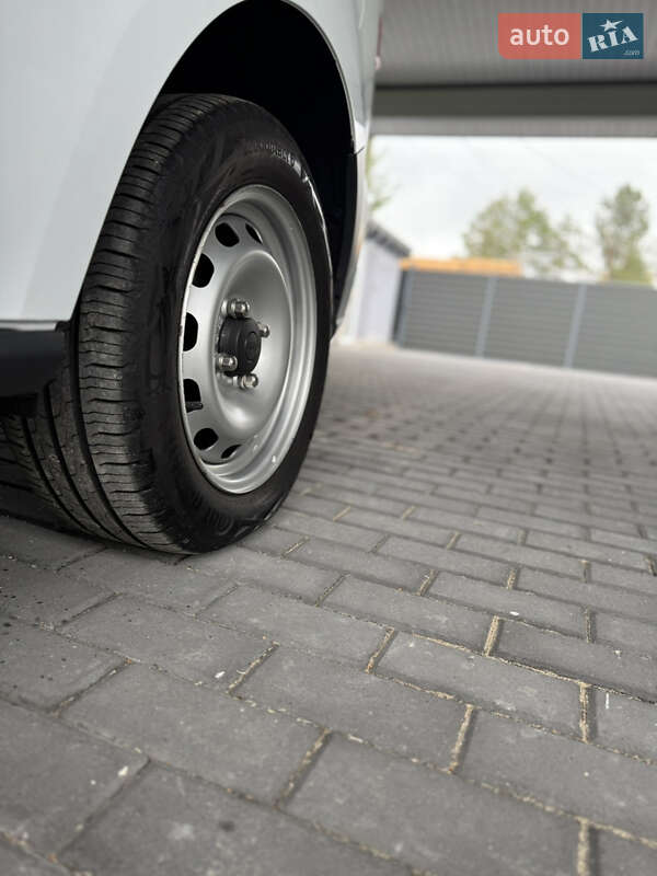 Грузовой фургон Ford Transit Courier 2021 в Киеве