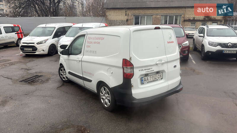 Грузовой фургон Ford Transit Courier 2015 в Киеве