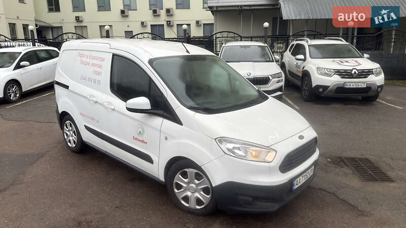 Грузовой фургон Ford Transit Courier 2015 в Киеве