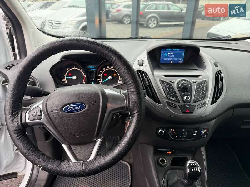 Грузовой фургон Ford Transit Courier 2015 в Киеве
