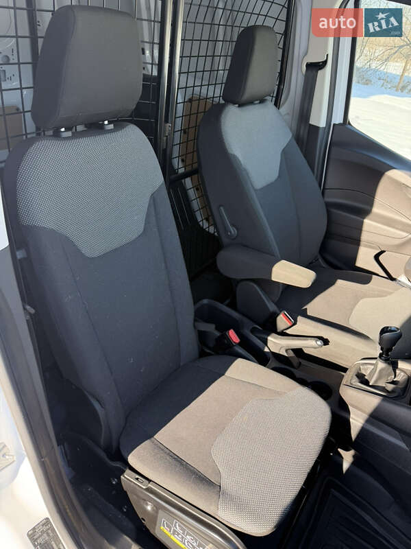 Грузовой фургон Ford Transit Courier 2022 в Киеве фото 8 Грузовой фургон Ford Transit Courier 2022 в Киеве