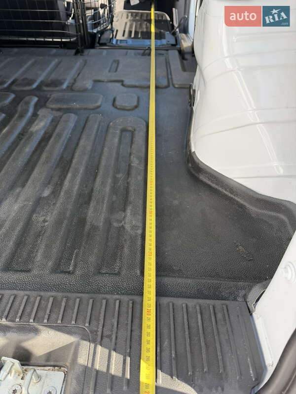 Грузовой фургон Ford Transit Courier 2022 в Киеве фото 12 Грузовой фургон Ford Transit Courier 2022 в Киеве