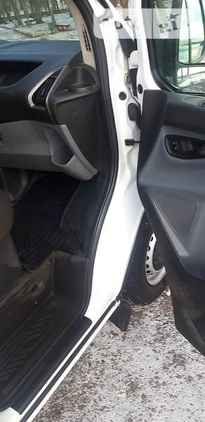 Мінівен Ford Transit Custom 2014 в Ватутіному