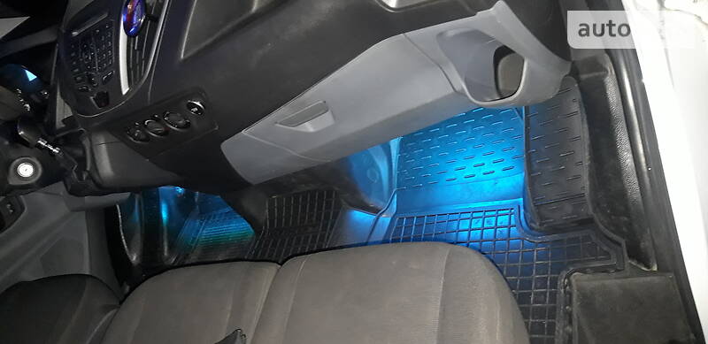 Мінівен Ford Transit Custom 2014 в Ватутіному