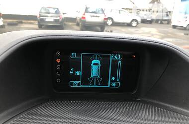 Вантажопасажирський фургон Ford Transit Custom 2015 в 