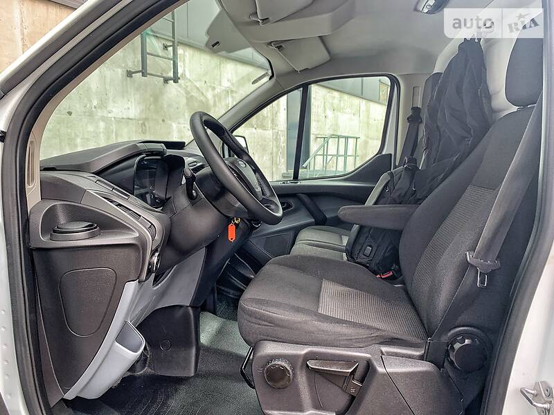 Вантажопасажирський фургон Ford Transit Custom 2015 в Києві фото 13 Вантажопасажирський фургон Ford Transit Custom 2015 в Києві