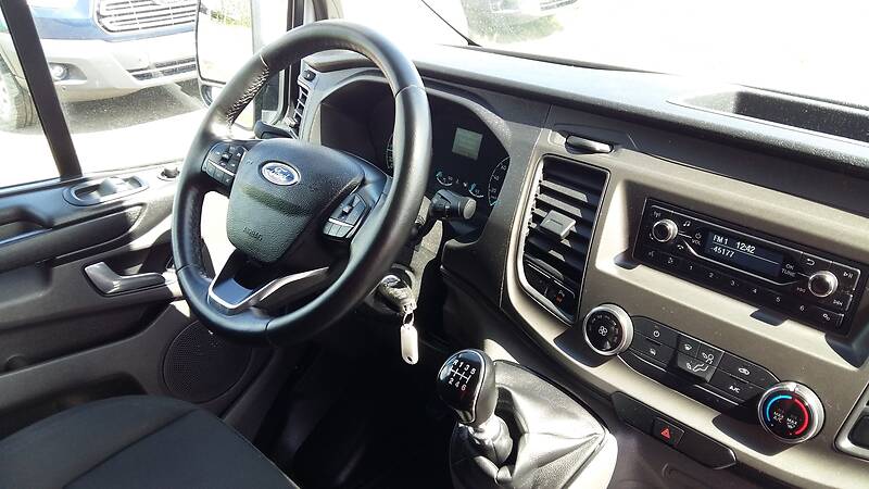 Вантажопасажирський фургон Ford Transit Custom 2018 в Івано-Франківську