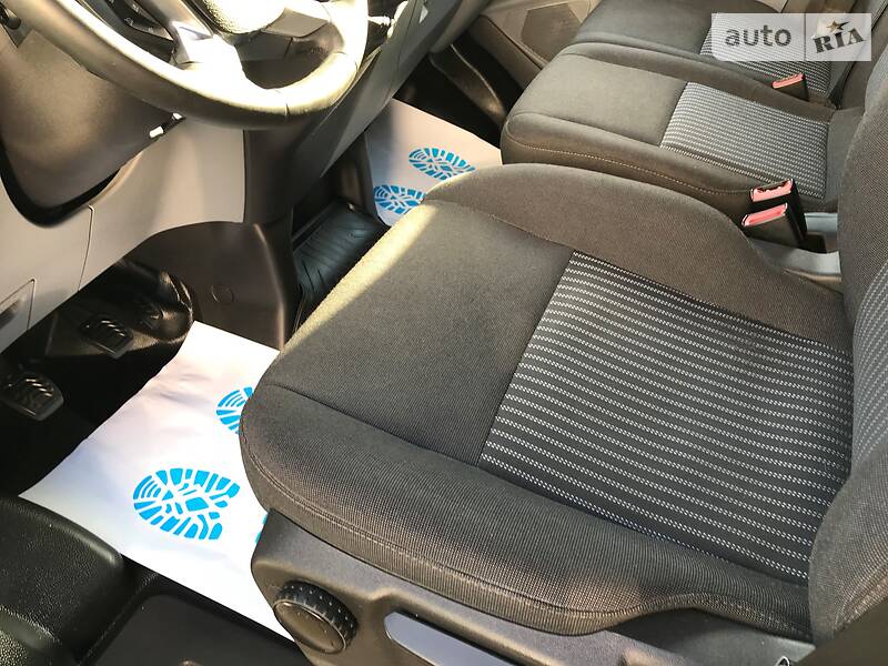 Вантажопасажирський фургон Ford Transit Custom 2016 в Одесі фото 15 Вантажопасажирський фургон Ford Transit Custom 2016 в Одесі