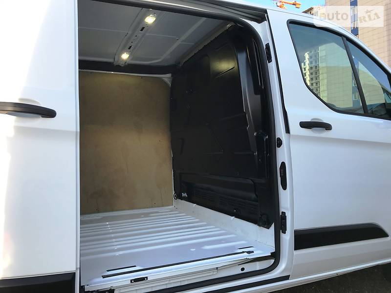 Вантажопасажирський фургон Ford Transit Custom 2016 в Одесі фото 45 Вантажопасажирський фургон Ford Transit Custom 2016 в Одесі