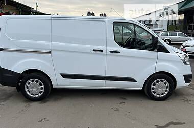 Грузовой фургон Ford Transit Custom 2017 в Луцке