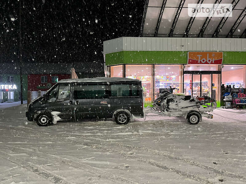 Мінівен Ford Transit Custom 2012 в Яремчі