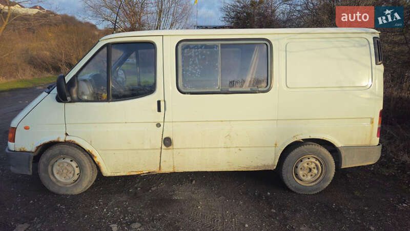 Вантажний фургон Ford Transit Custom 1997 в Львові