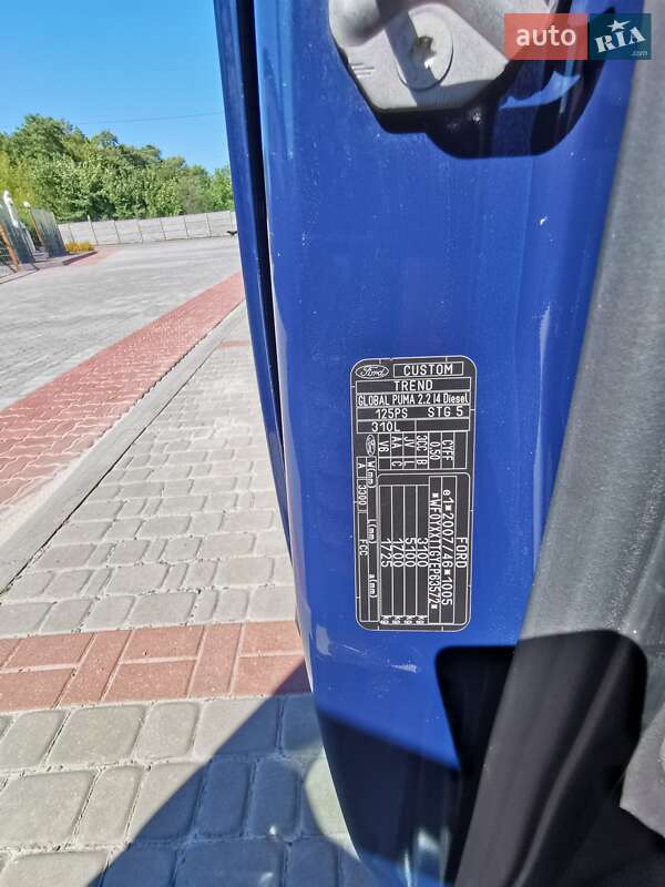 Мінівен Ford Transit Custom 2014 в Золочеві