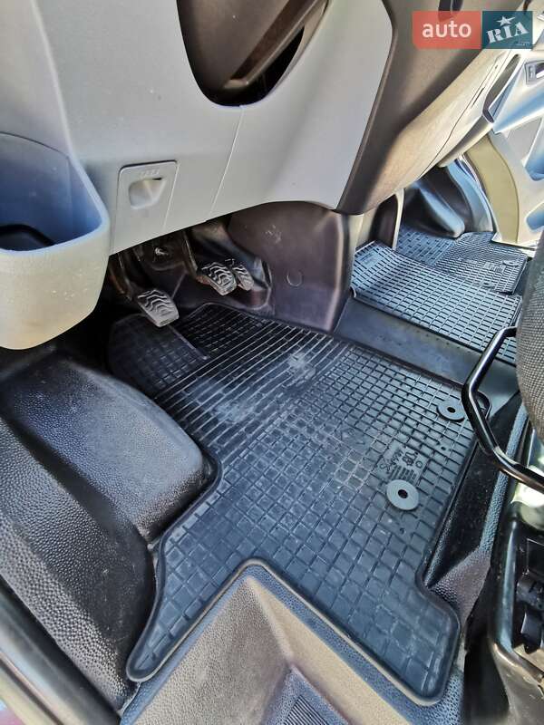 Мінівен Ford Transit Custom 2014 в Золочеві