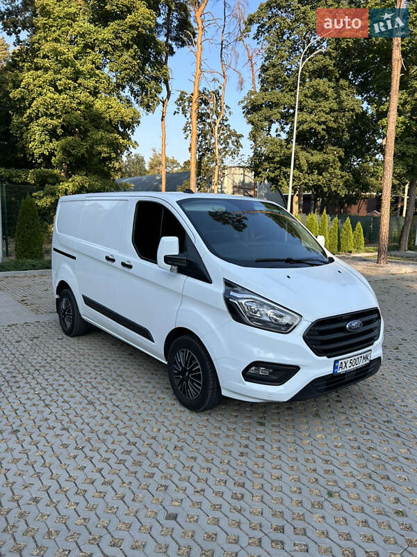 Вантажний фургон Ford Transit Custom 2019 в 