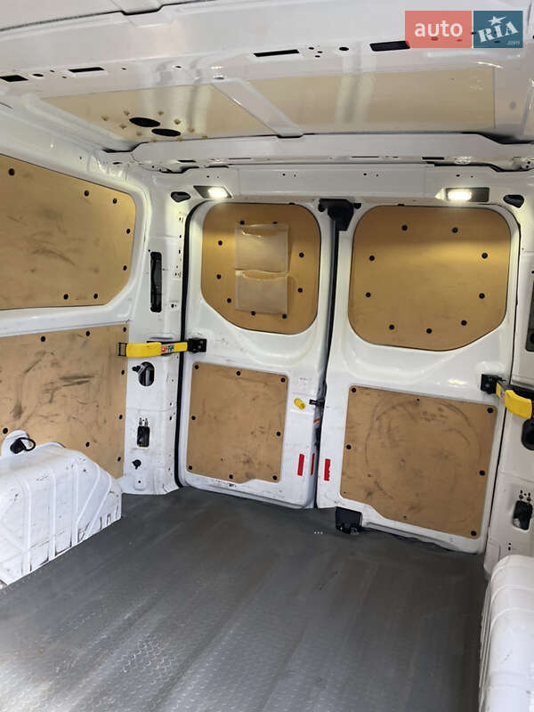 Вантажний фургон Ford Transit Custom 2017 в Івано-Франківську фото 16 Вантажний фургон Ford Transit Custom 2017 в Івано-Франківську