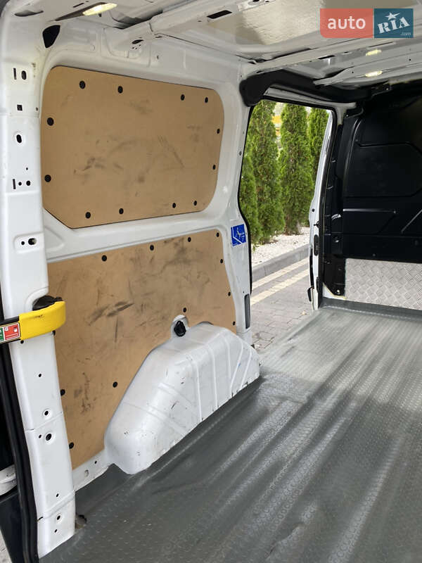 Вантажний фургон Ford Transit Custom 2017 в Івано-Франківську фото 18 Вантажний фургон Ford Transit Custom 2017 в Івано-Франківську
