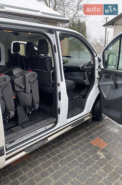 Минивэн Ford Transit Custom 2015 в 
