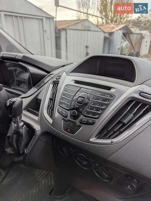 Вантажний фургон Ford Transit Custom 2017 в Києві